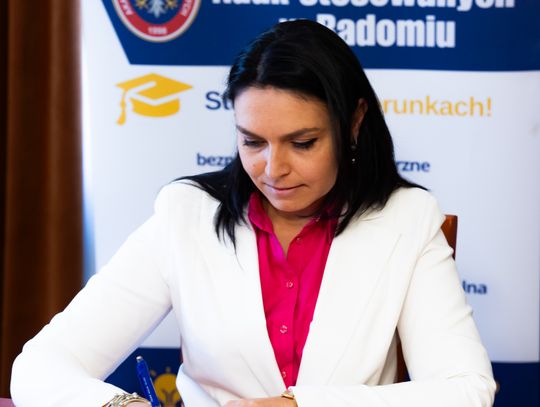 Podpisanie porozumienia o współpracy pomiędzy AHNS w Radomiu z Aresztem Śledczym (zdjęcia)