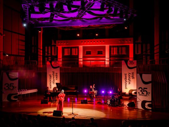 Uroczysta gala z okazji 35-lecia samorządu (zdjęcia)