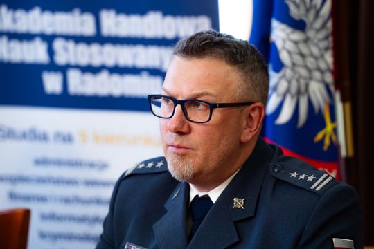 Podpisanie porozumienia o współpracy pomiędzy AHNS w Radomiu z Aresztem Śledczym (zdjęcia)