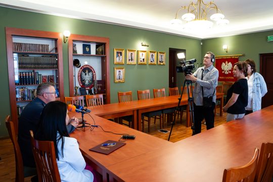 Podpisanie porozumienia o współpracy pomiędzy AHNS w Radomiu z Aresztem Śledczym (zdjęcia)