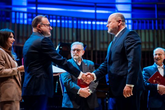 Uroczysta gala z okazji 35-lecia samorządu (zdjęcia) Uroczysta gala z okazji 35-lecia samorządu (zdjęcia)