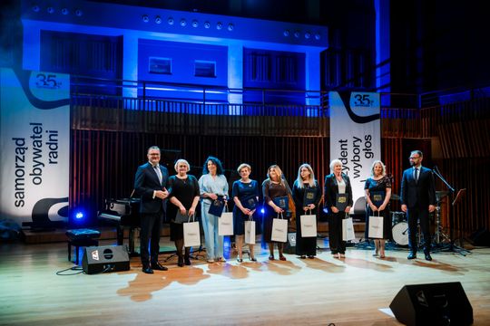 Uroczysta gala z okazji 35-lecia samorządu (zdjęcia) Uroczysta gala z okazji 35-lecia samorządu (zdjęcia)