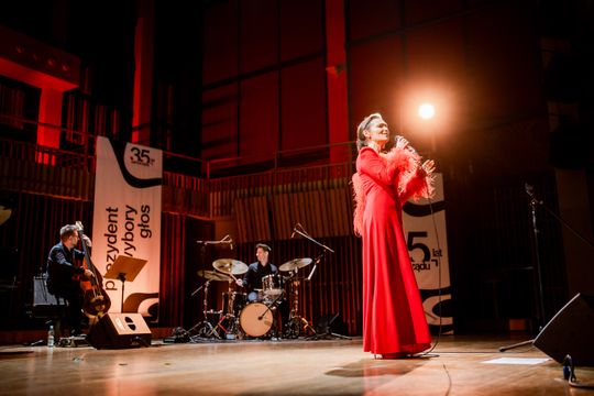 Uroczysta gala z okazji 35-lecia samorządu (zdjęcia) Uroczysta gala z okazji 35-lecia samorządu (zdjęcia)