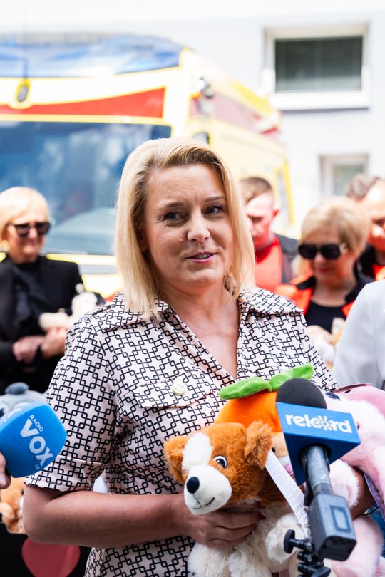 Briefing prasowy dot. przekazania maskotek dla najmłodszych pacjentów pogotowia (zdjęcia) Briefing prasowy dot. przekazania maskotek dla najmłodszych pacjentów pogotowia (zdjęcia)