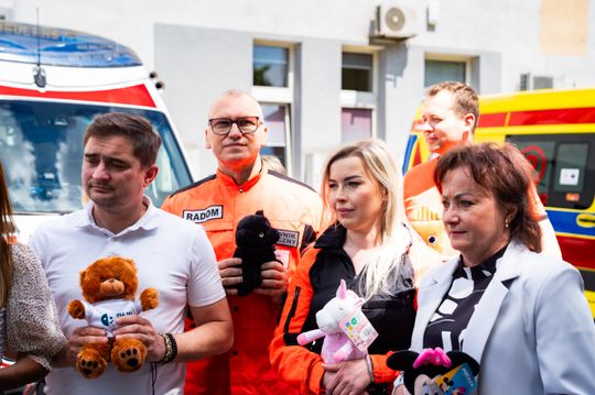 Briefing prasowy dot. przekazania maskotek dla najmłodszych pacjentów pogotowia (zdjęcia) Briefing prasowy dot. przekazania maskotek dla najmłodszych pacjentów pogotowia (zdjęcia)