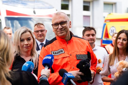 Briefing prasowy dot. przekazania maskotek dla najmłodszych pacjentów pogotowia (zdjęcia)