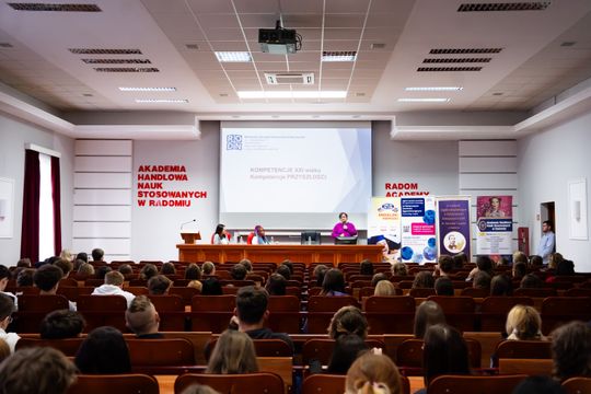 Finał trzeciej edycji konkursu "Test Your English" (zdjęcia) Finał trzeciej edycji konkursu "Test Your English" (zdjęcia)