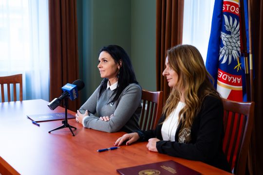 Podpisanie umowy pomiędzy AHNS a Zespołem Szkół Ekonomicznych w Radomiu (zdjęcia)