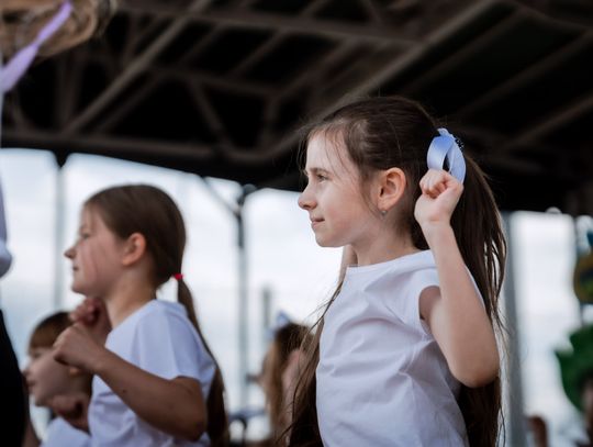 Festyn środowiskowy "Kolorowo na Ludowo" w PSP nr 6 (zdjęcia)