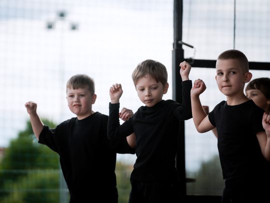 Festyn środowiskowy "Kolorowo na Ludowo" w PSP nr 6 (zdjęcia)