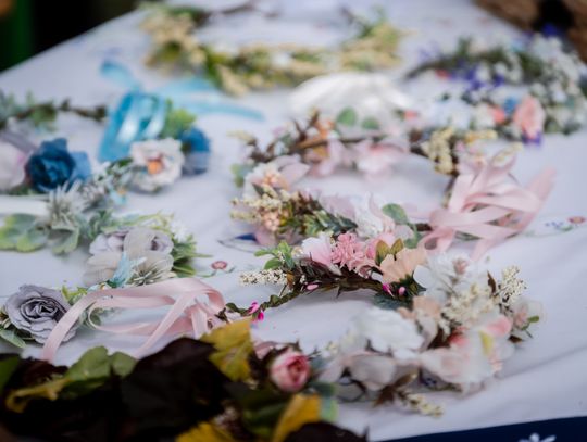 Festyn środowiskowy "Kolorowo na Ludowo" w PSP nr 6 (zdjęcia)