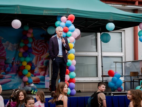 Festyn z okazji Dnia Dziecka w PSP nr 4(zdjęcia)