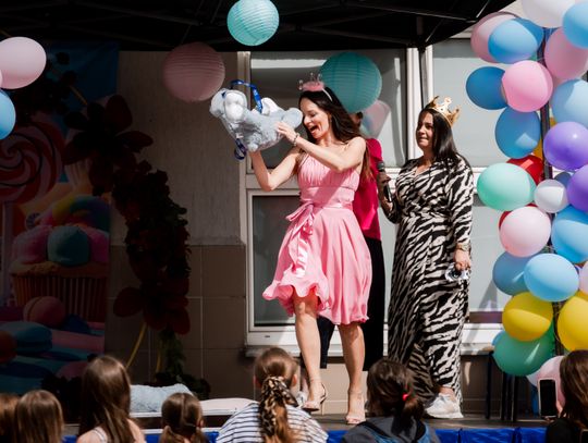 Festyn z okazji Dnia Dziecka w PSP nr 4(zdjęcia)