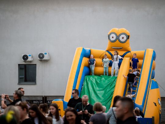 Festyn z okazji Dnia Dziecka w PSP nr 4(zdjęcia)