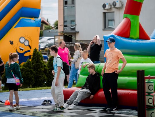 Festyn z okazji Dnia Dziecka w PSP nr 4(zdjęcia)