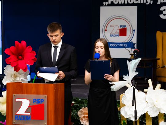 Jubileusz 30-lecia istnienia szkoły PSP nr 21 im. ks. Jana Twardowskiego (zdjęcia)