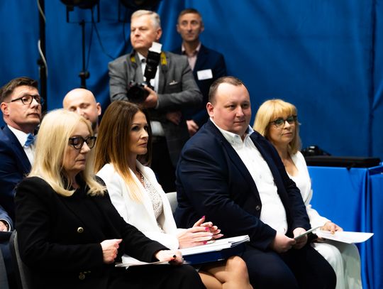 Jubileusz 30-lecia istnienia szkoły PSP nr 21 im. ks. Jana Twardowskiego (zdjęcia)