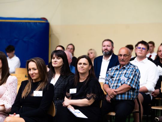 Jubileusz 30-lecia istnienia szkoły PSP nr 21 im. ks. Jana Twardowskiego (zdjęcia)