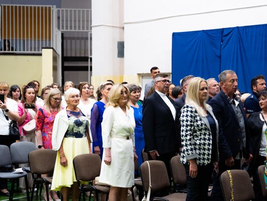Jubileusz 30-lecia istnienia szkoły PSP nr 21 im. ks. Jana Twardowskiego (zdjęcia)