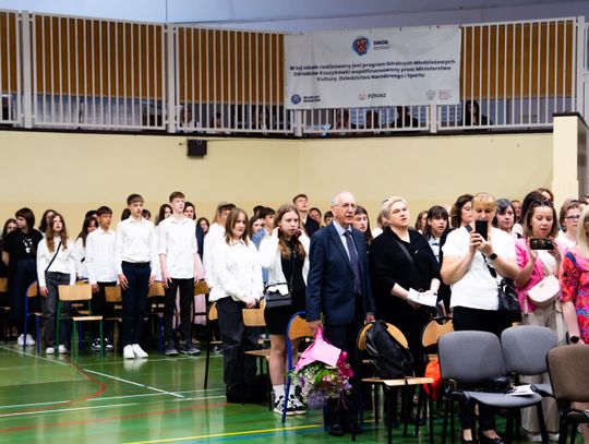 Jubileusz 30-lecia istnienia szkoły PSP nr 21 im. ks. Jana Twardowskiego (zdjęcia)