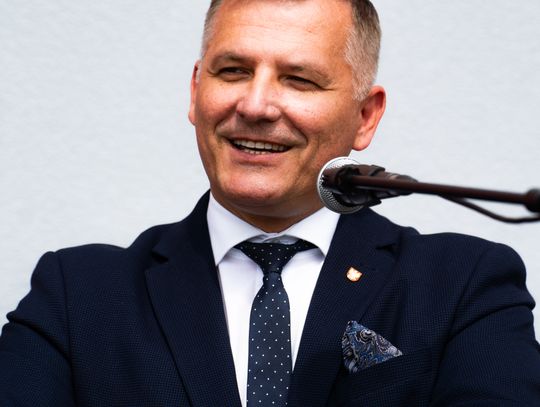 Przekazanie wozu strażackiego dla OSP Jankowice (zdjęcia)