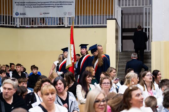 Jubileusz 30-lecia istnienia szkoły PSP nr 21 im. ks. Jana Twardowskiego (zdjęcia)