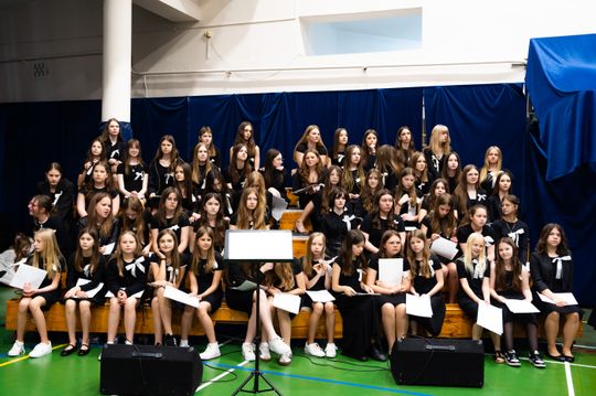 Jubileusz 30-lecia istnienia szkoły PSP nr 21 im. ks. Jana Twardowskiego (zdjęcia)