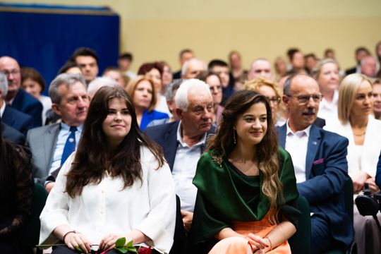 Jubileusz 30-lecia istnienia szkoły PSP nr 21 im. ks. Jana Twardowskiego (zdjęcia)