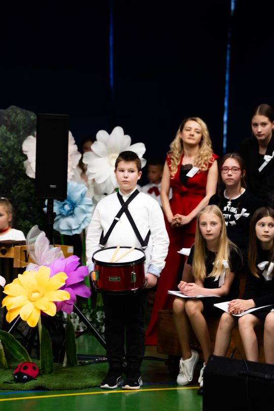 Jubileusz 30-lecia istnienia szkoły PSP nr 21 im. ks. Jana Twardowskiego (zdjęcia)