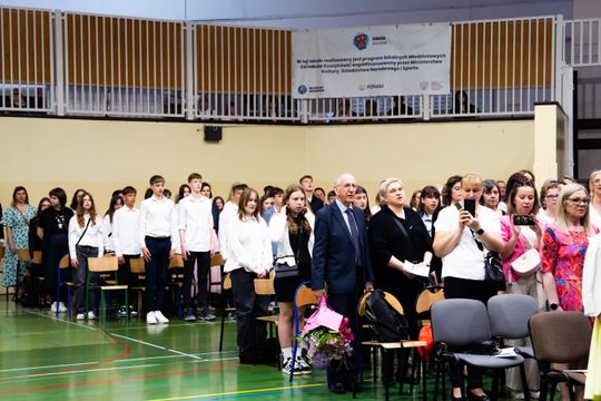 Jubileusz 30-lecia istnienia szkoły PSP nr 21 im. ks. Jana Twardowskiego (zdjęcia)