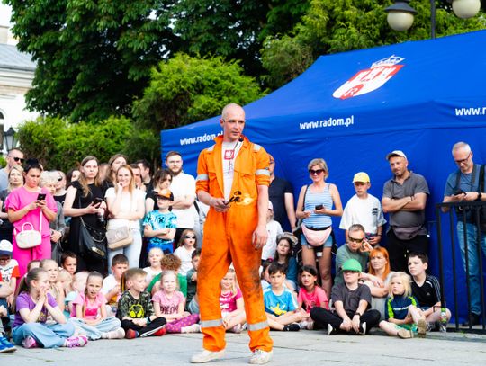 XIV Międzynarodowy Festiwal Artystów Ulicznych i Precyzji w Radomiu (zdjęcia)