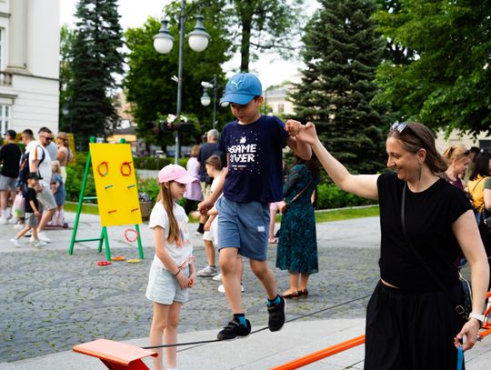 XIV Międzynarodowy Festiwal Artystów Ulicznych i Precyzji w Radomiu (zdjęcia)