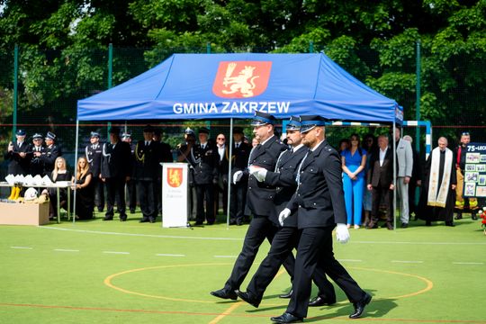 75-lecie OSP Gulin oraz przekazanie nowego samochodu ratowniczo- gaśniczego (zdjęcia)