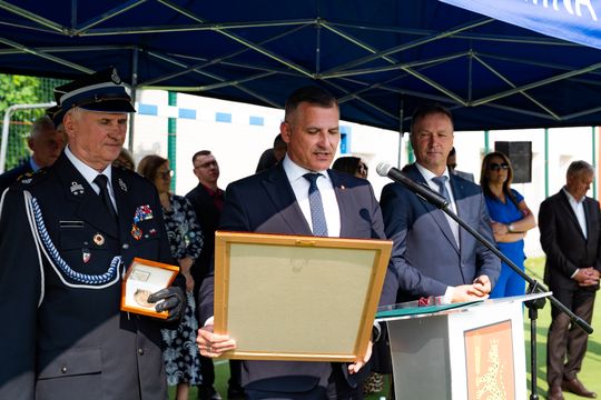 75-lecie OSP Gulin oraz przekazanie nowego samochodu ratowniczo- gaśniczego (zdjęcia)