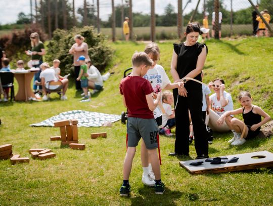 Festyn rodziny w PSP w Dąbrówce Podłężnej im Orła Białego (zdjęcia)