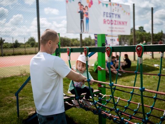 Festyn rodziny w PSP w Dąbrówce Podłężnej im Orła Białego (zdjęcia)