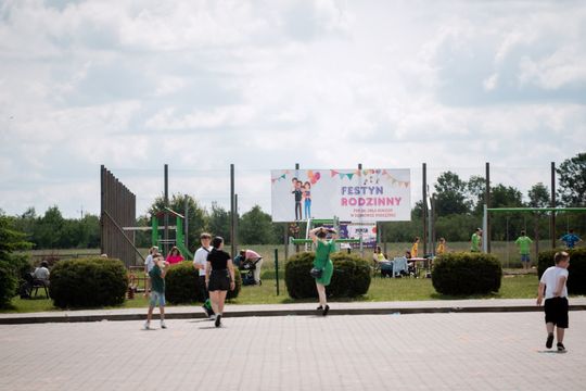 Festyn rodziny w PSP w Dąbrówce Podłężnej im Orła Białego (zdjęcia)
