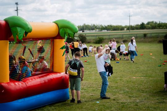 Festyn rodziny w PSP w Dąbrówce Podłężnej im Orła Białego (zdjęcia)
