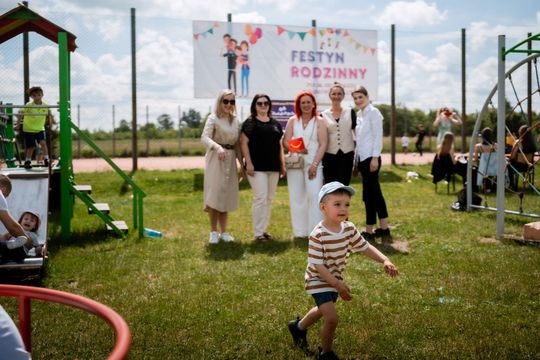 Festyn rodziny w PSP w Dąbrówce Podłężnej im Orła Białego (zdjęcia)