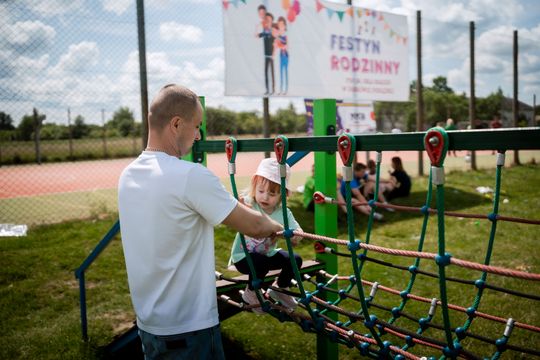 Festyn rodziny w PSP w Dąbrówce Podłężnej im Orła Białego (zdjęcia)