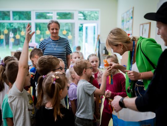 Wręczanie nagród Rekordowym konkursie z okazji Dnia Dziecka (zdjęcia)