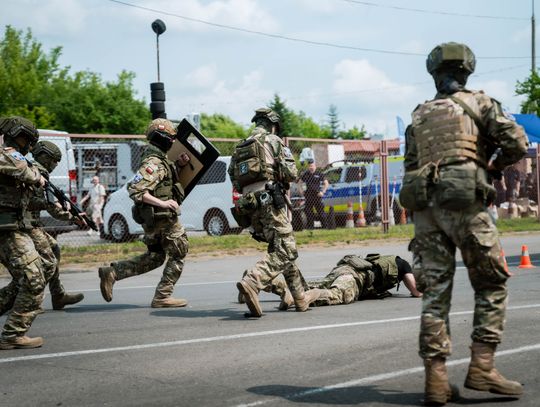 Piknik bezpieczeństwa w Automobilklubie (zdjęcia)