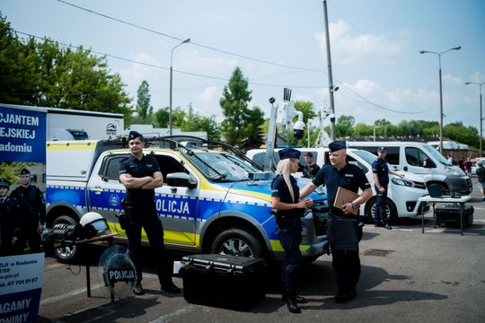 Piknik bezpieczeństwa w Automobilklubie (zdjęcia)