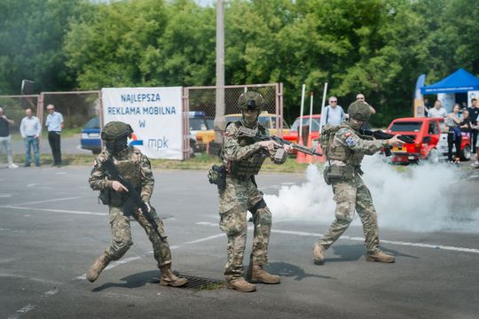 Piknik bezpieczeństwa w Automobilklubie (zdjęcia)
