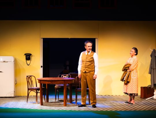 Próba medialna spektaklu "Śmierć komiwojażera" w reżyserii Radosława Rychcika (zdjęcia)