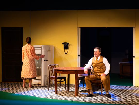 Próba medialna spektaklu "Śmierć komiwojażera" w reżyserii Radosława Rychcika (zdjęcia)