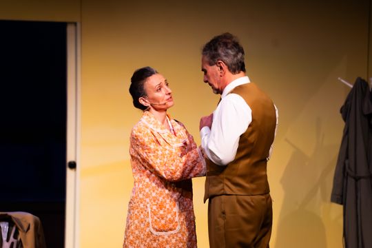 Próba medialna spektaklu "Śmierć komiwojażera" w reżyserii Radosława Rychcika (zdjęcia)