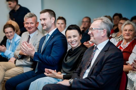 Wręczenie czeków dla Kół Gospodyń Wiejskich (zdjęcia)