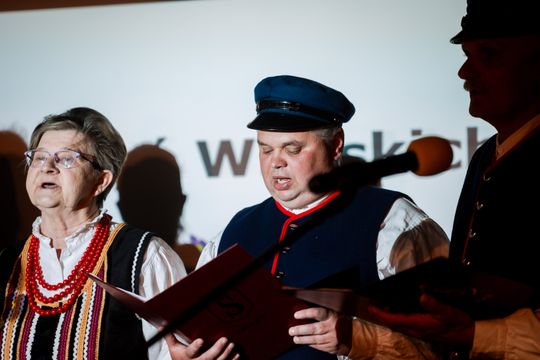 Wręczenie czeków dla Kół Gospodyń Wiejskich (zdjęcia)