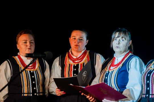Wręczenie czeków dla Kół Gospodyń Wiejskich (zdjęcia)